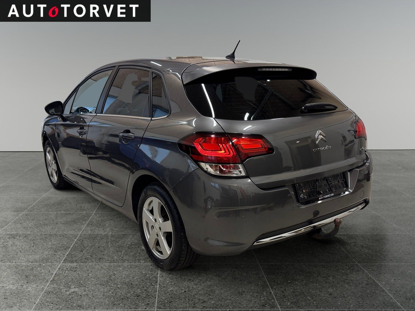 Grå Citroën C4 fra 2018