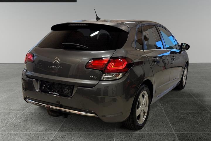 Grå Citroën C4 fra 2018