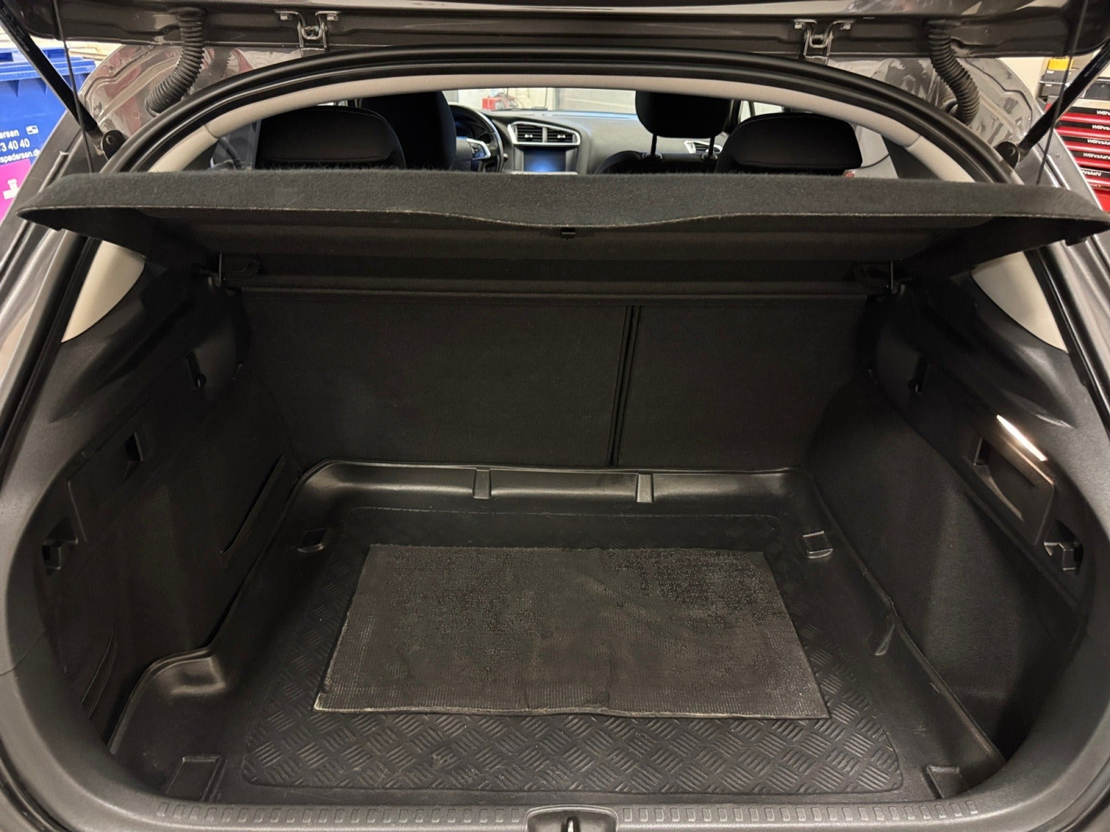 Grå Citroën C4 fra 2018