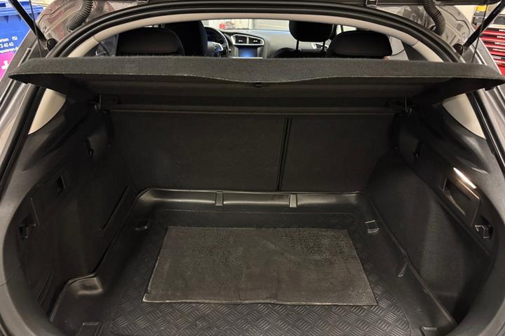 Grå Citroën C4 fra 2018