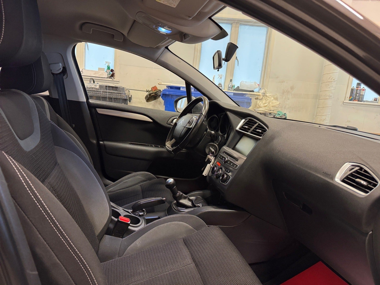 Grå Citroën C4 fra 2018