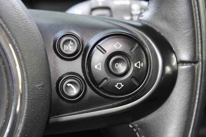 Grå Mini Countryman Cooper fra 2021