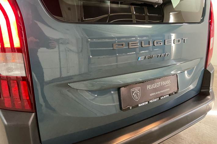 Blå Peugeot e-Rifter fra 2025