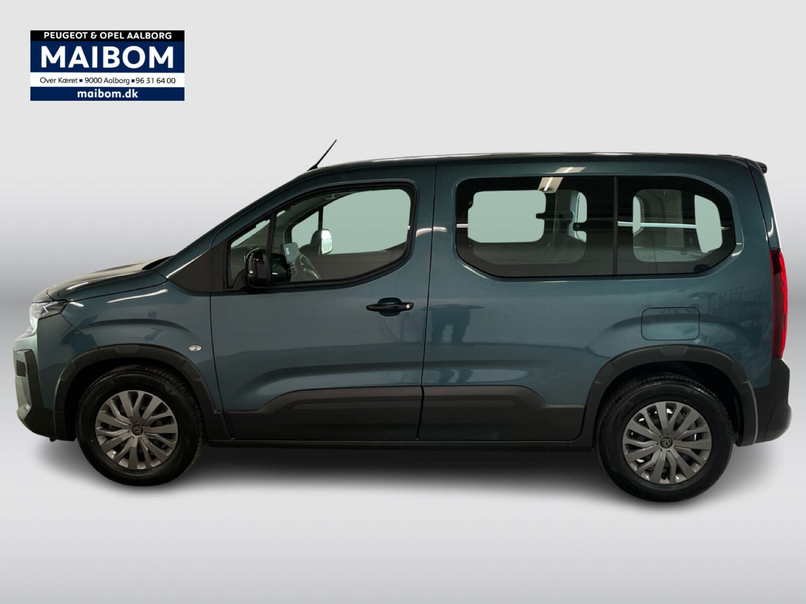Blå Peugeot e-Rifter fra 2025