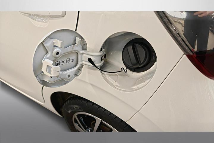 Hvid Peugeot 108 fra 2019
