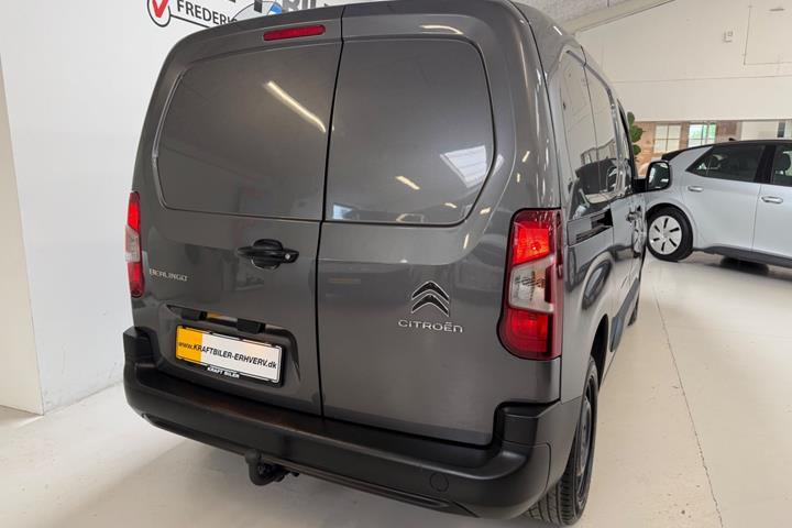 Grå Citroën Berlingo fra 2021