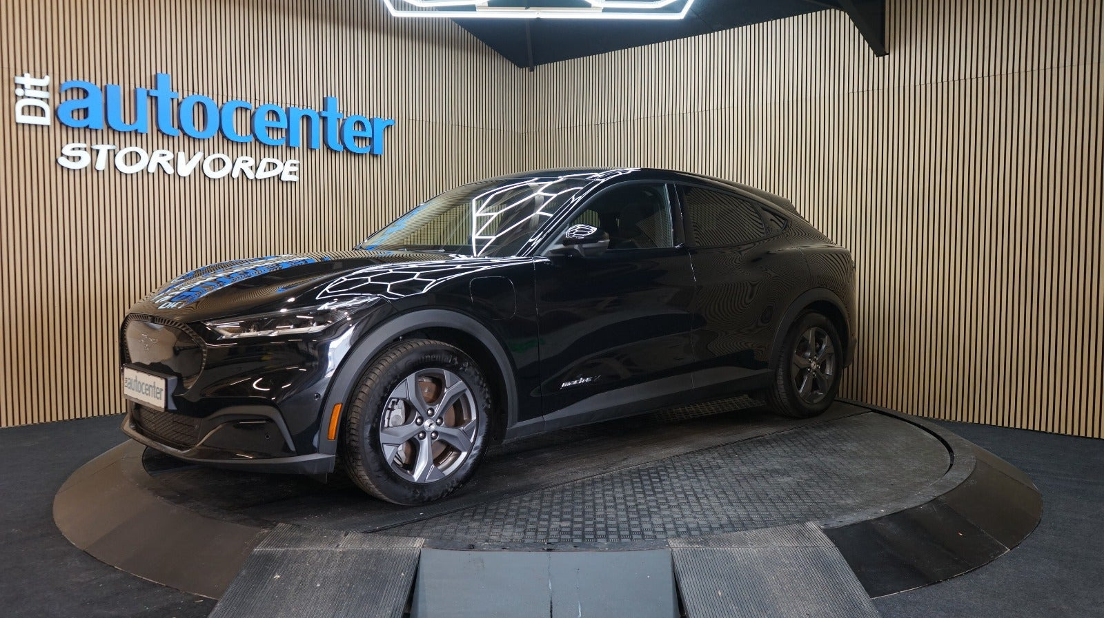 Sort Ford Mustang Mach-E fra 2022