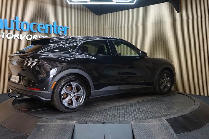 Sort Ford Mustang Mach-E fra 2022