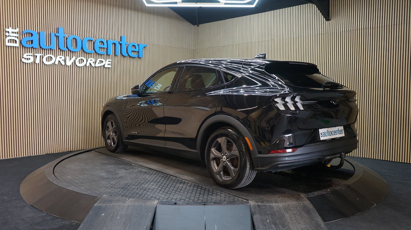 Sort Ford Mustang Mach-E fra 2022