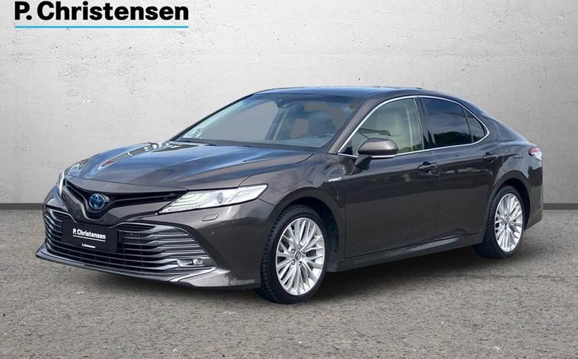 Toyota Camry 2,5 Hybrid H4 CVT
