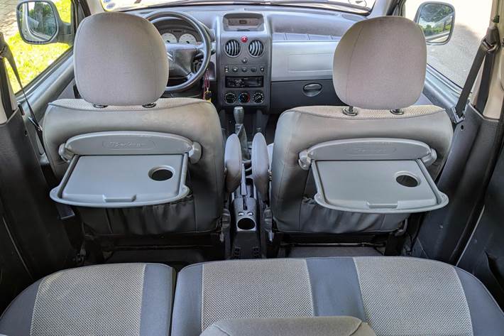 Brun Citroën Berlingo fra 2004