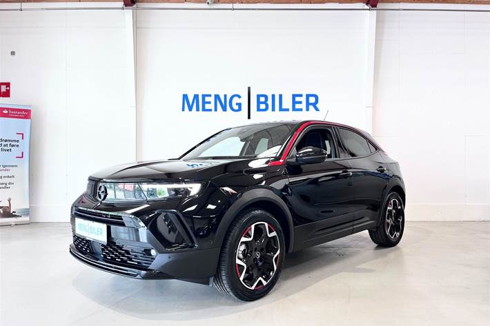 Sort Opel Mokka-e fra 2022