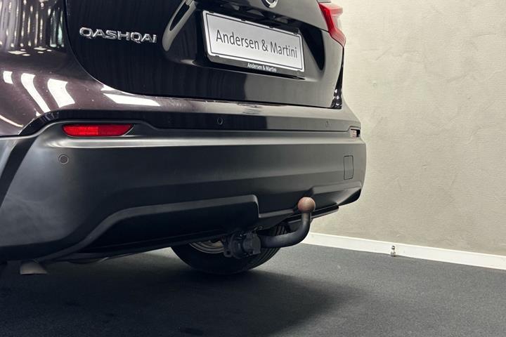 Sort Nissan Qashqai fra 2019