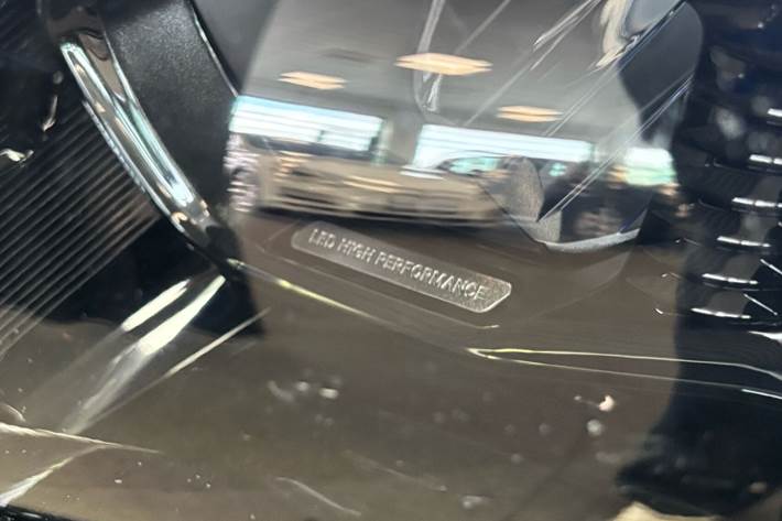 Sort Mercedes EQA 250+ fra 2025