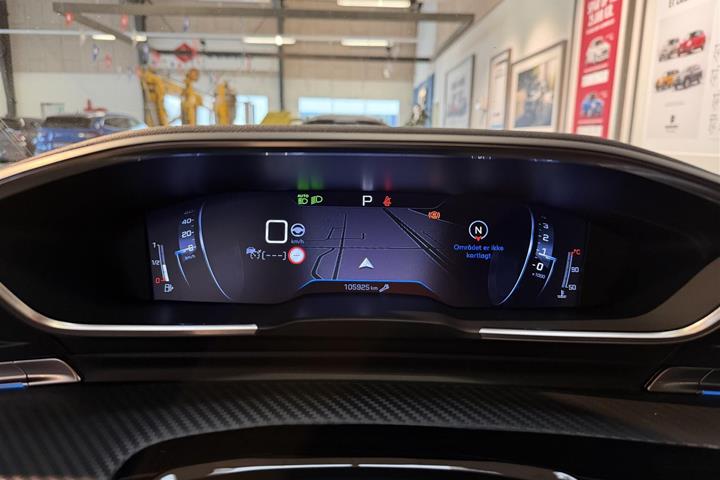 Grå Peugeot 508 fra 2020