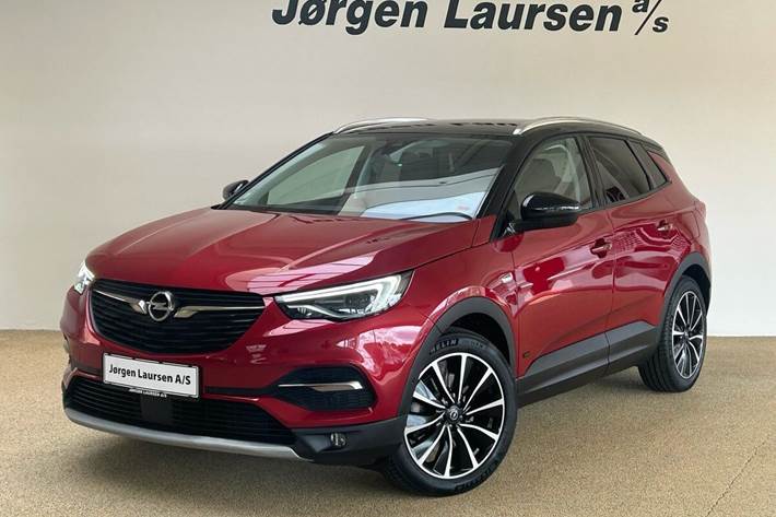 Rød Opel Grandland X fra 2021