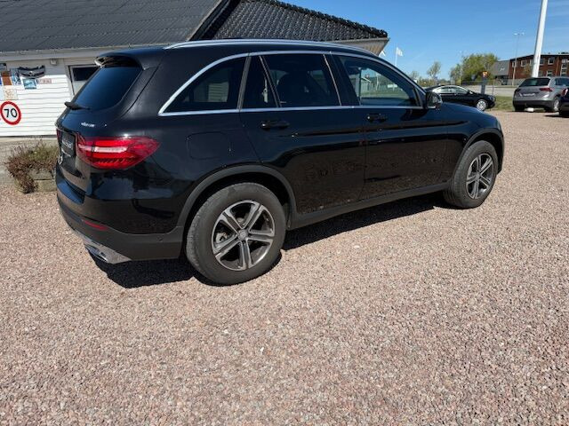 Sort Mercedes GLC250 d fra 2016