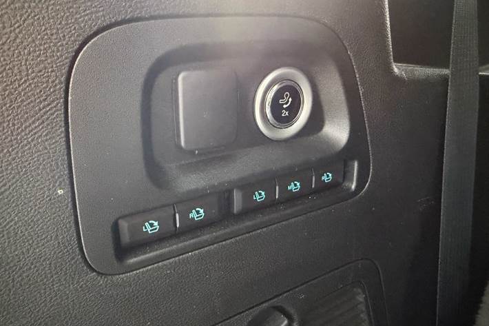 undefined Ford S-MAX fra 2019