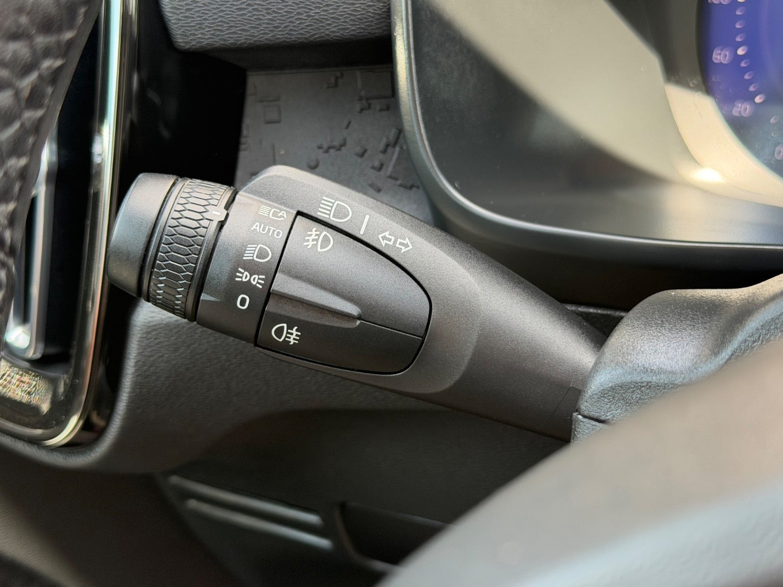 Sort Volvo C40 fra 2023
