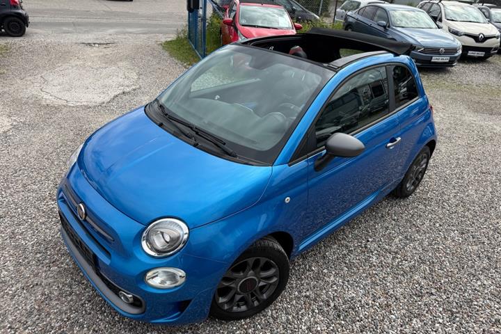 Blå Fiat 500C fra 2017