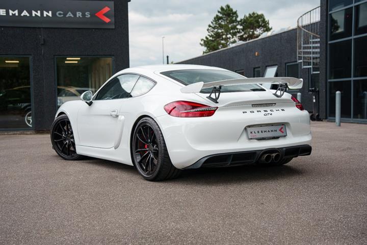 Hvid Porsche Cayman GT4 fra 2016