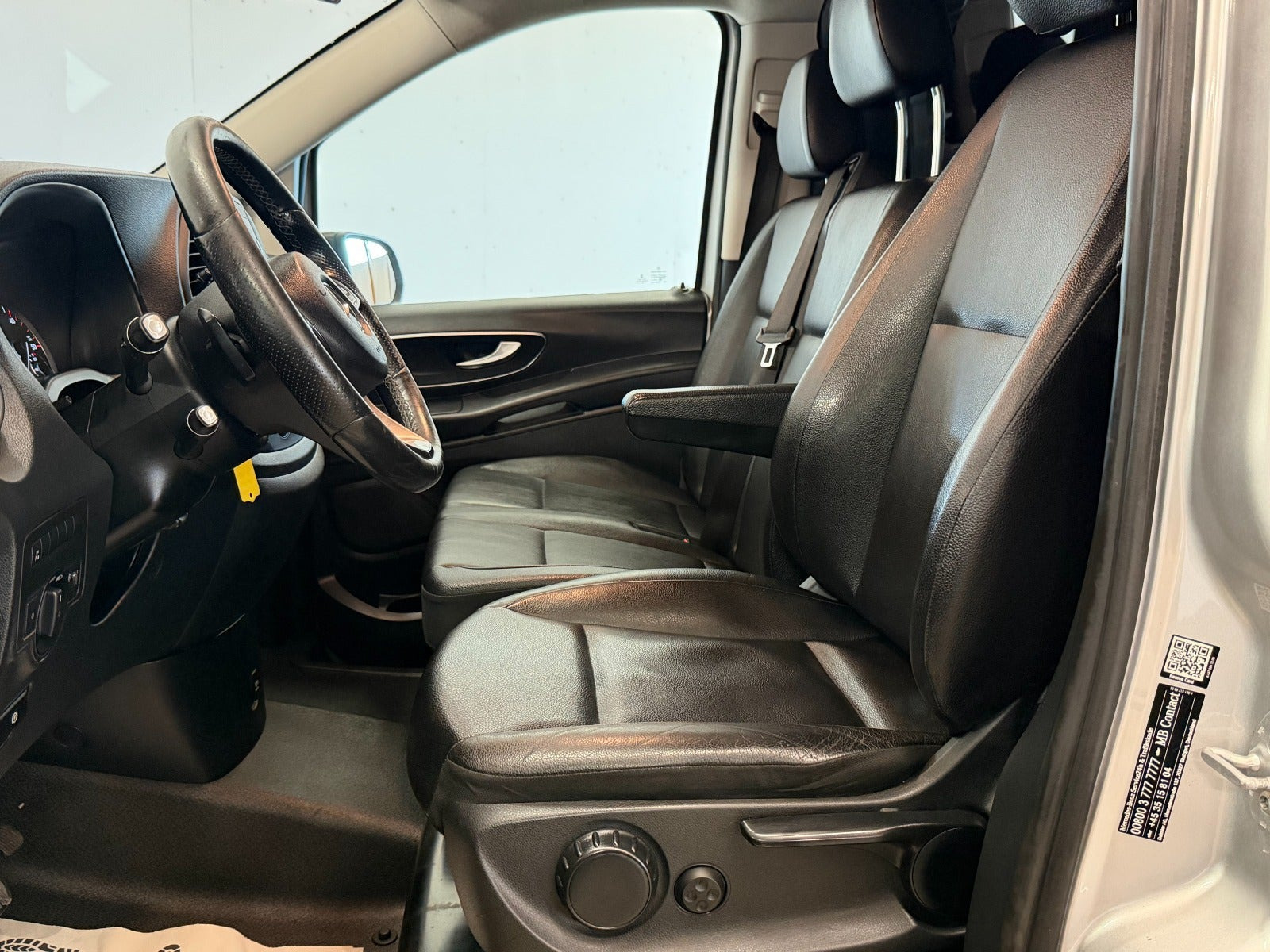 Sølv Mercedes Vito 116 fra 2019
