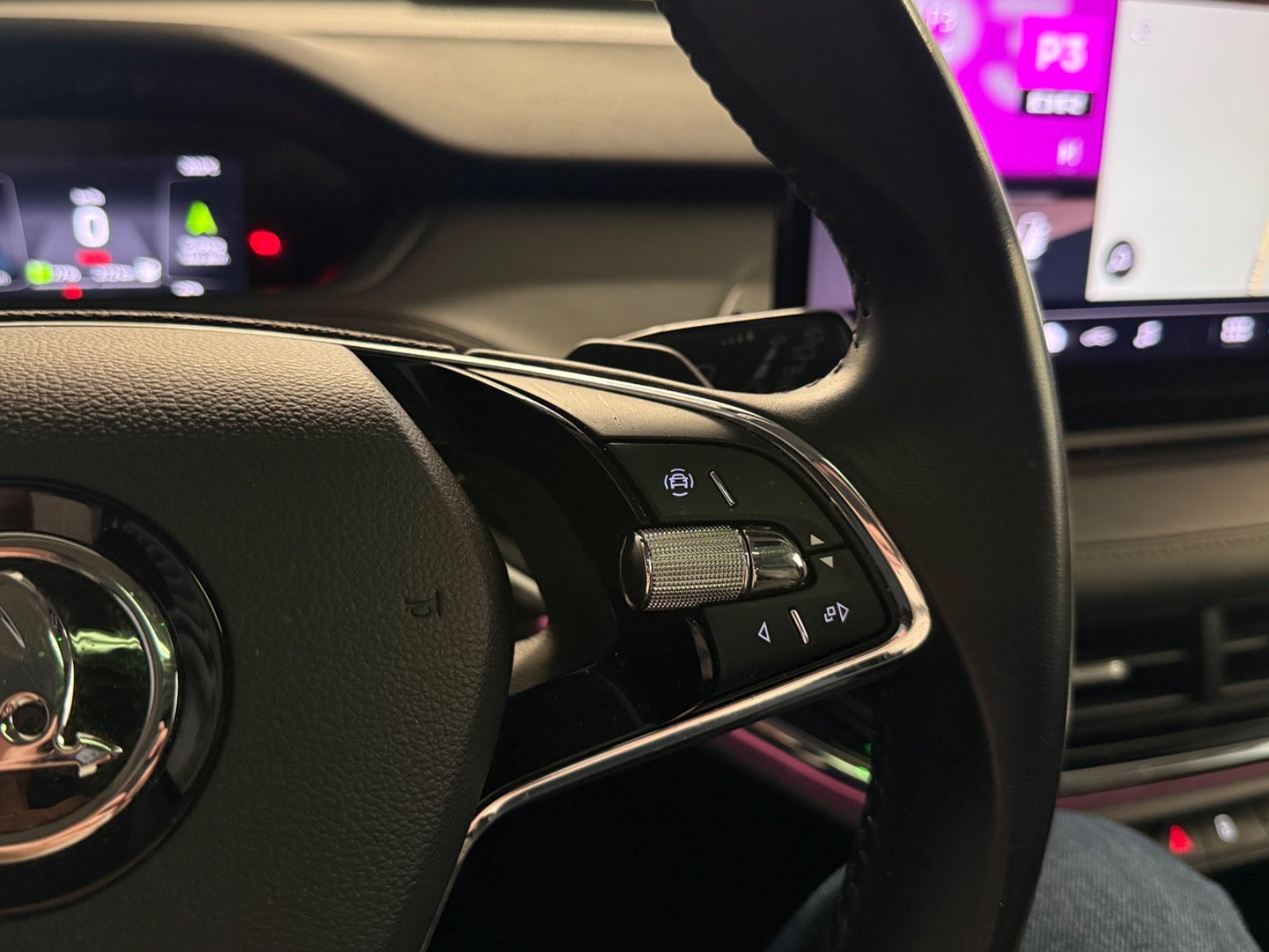Sort Skoda Enyaq fra 2021