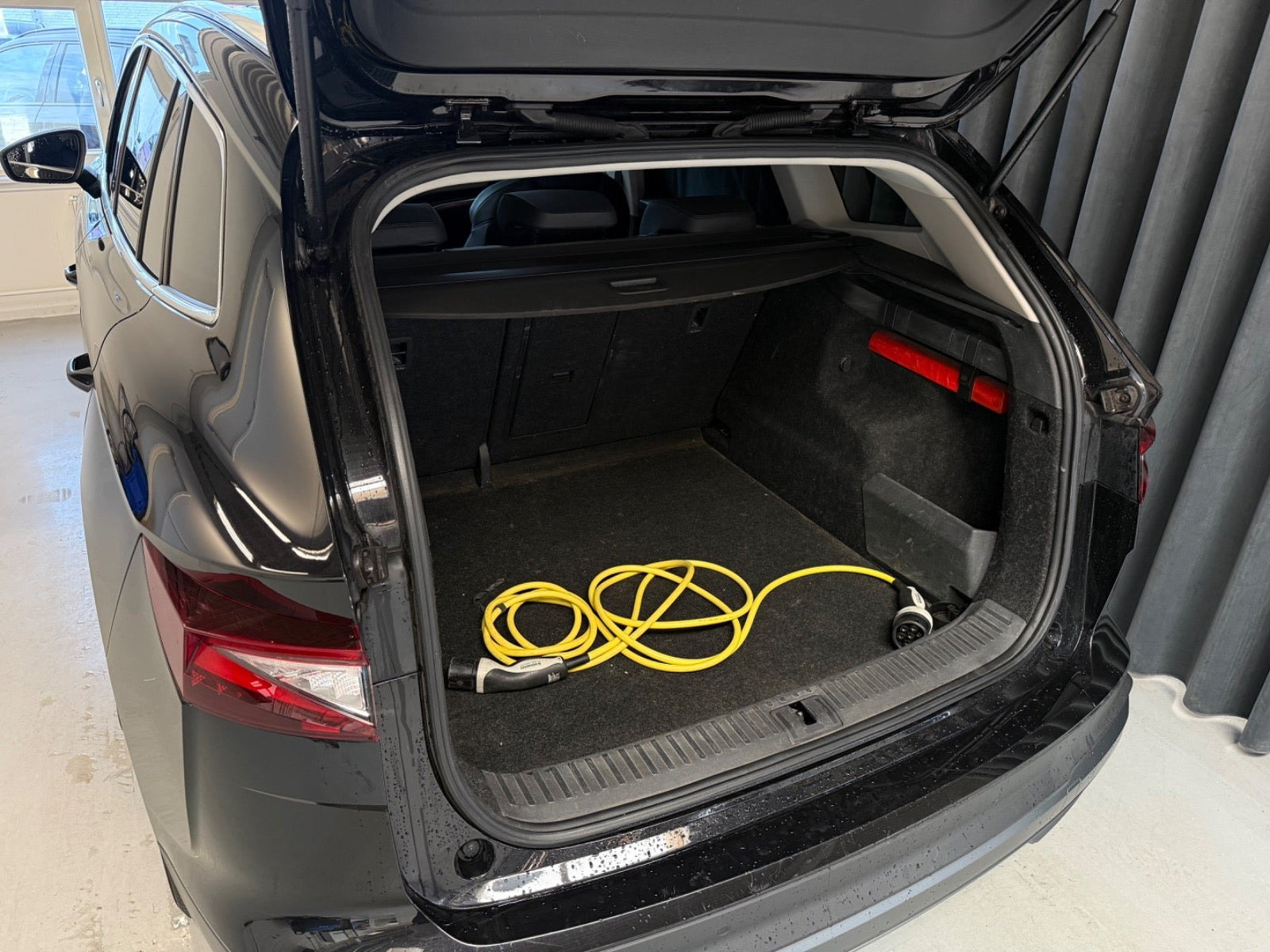 Sort Skoda Enyaq fra 2021