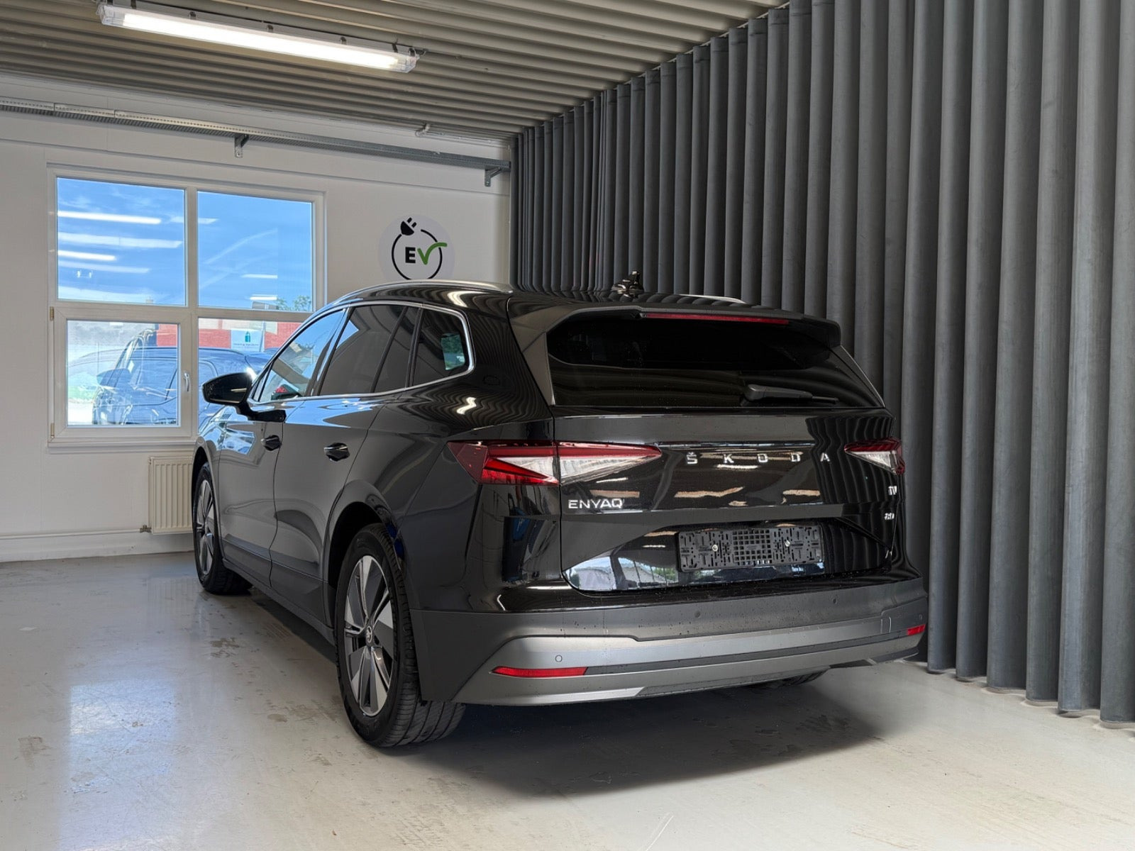 Sort Skoda Enyaq fra 2021