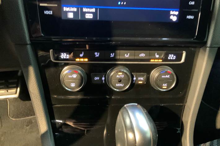 Sort VW Golf VII fra 2020