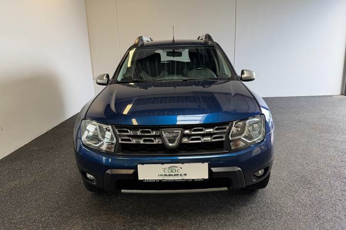 Blå Dacia Duster fra 2017