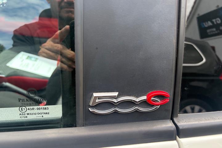 Hvid Fiat 500C fra 2016