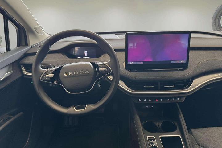 Grå Skoda Elroq fra 2025