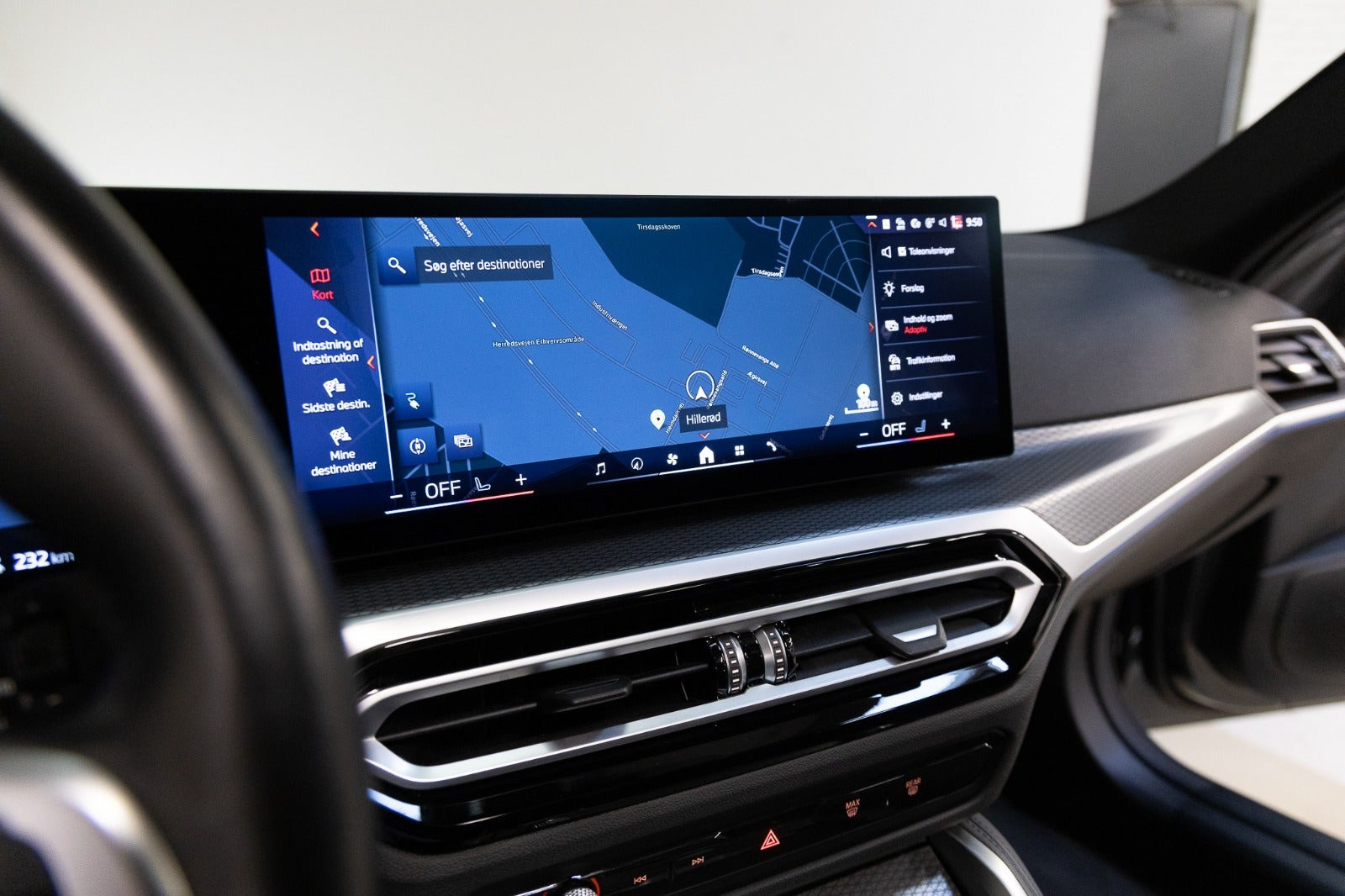 Grå BMW i4 fra 2023