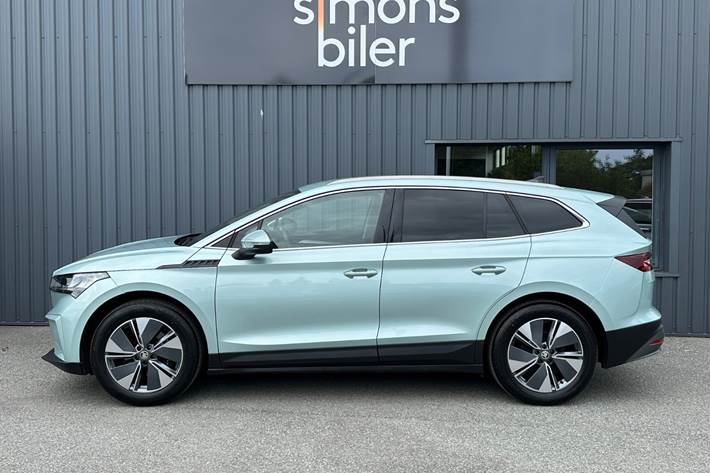 Grøn Skoda Enyaq fra 2023