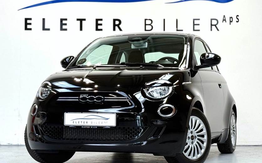 Fiat 500e 24 Action