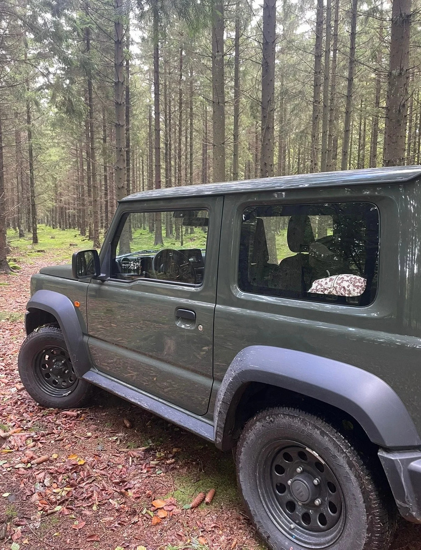Grøn Suzuki Jimny fra 2019