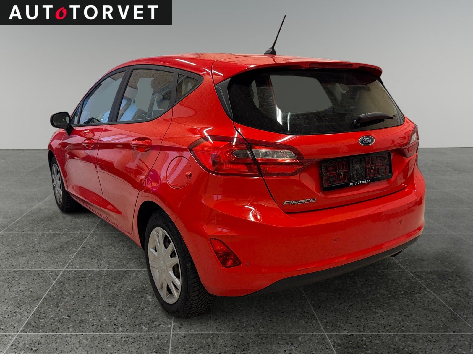 Rød Ford Fiesta fra 2019