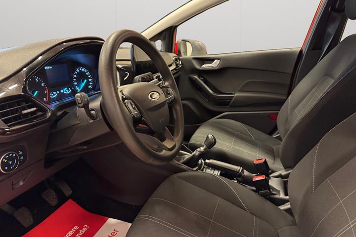 Rød Ford Fiesta fra 2019