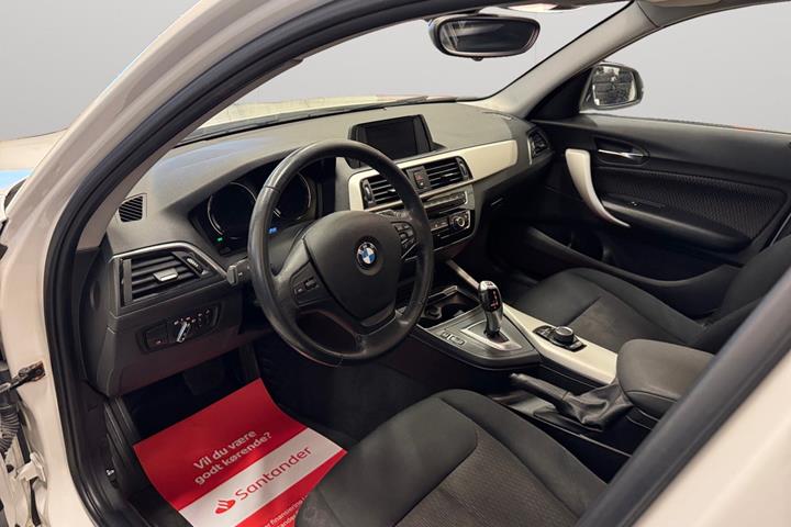 Hvid BMW 118d fra 2018