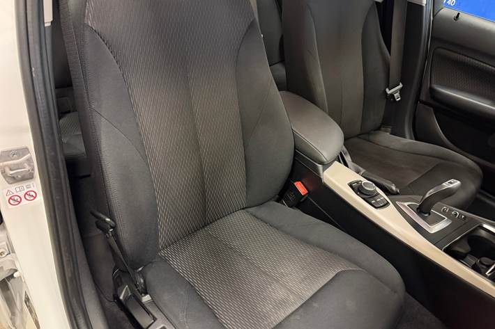 Hvid BMW 118d fra 2018