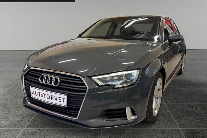 Grå Audi A3 fra 2017