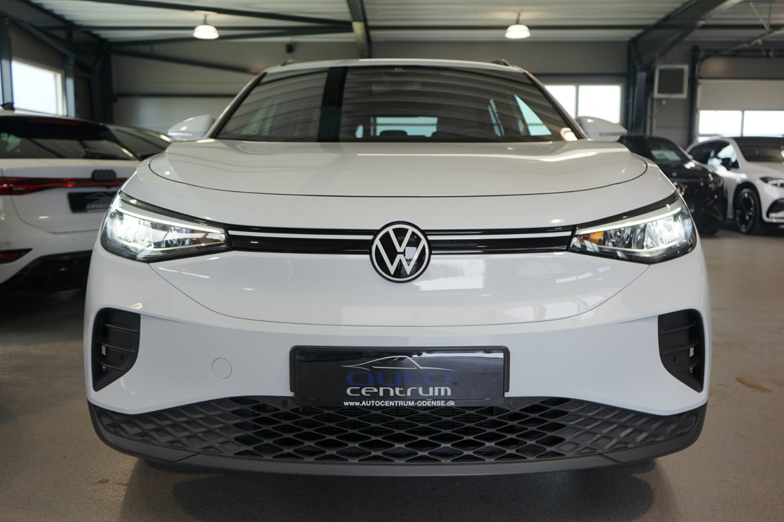 Hvid VW ID.4 fra 2023
