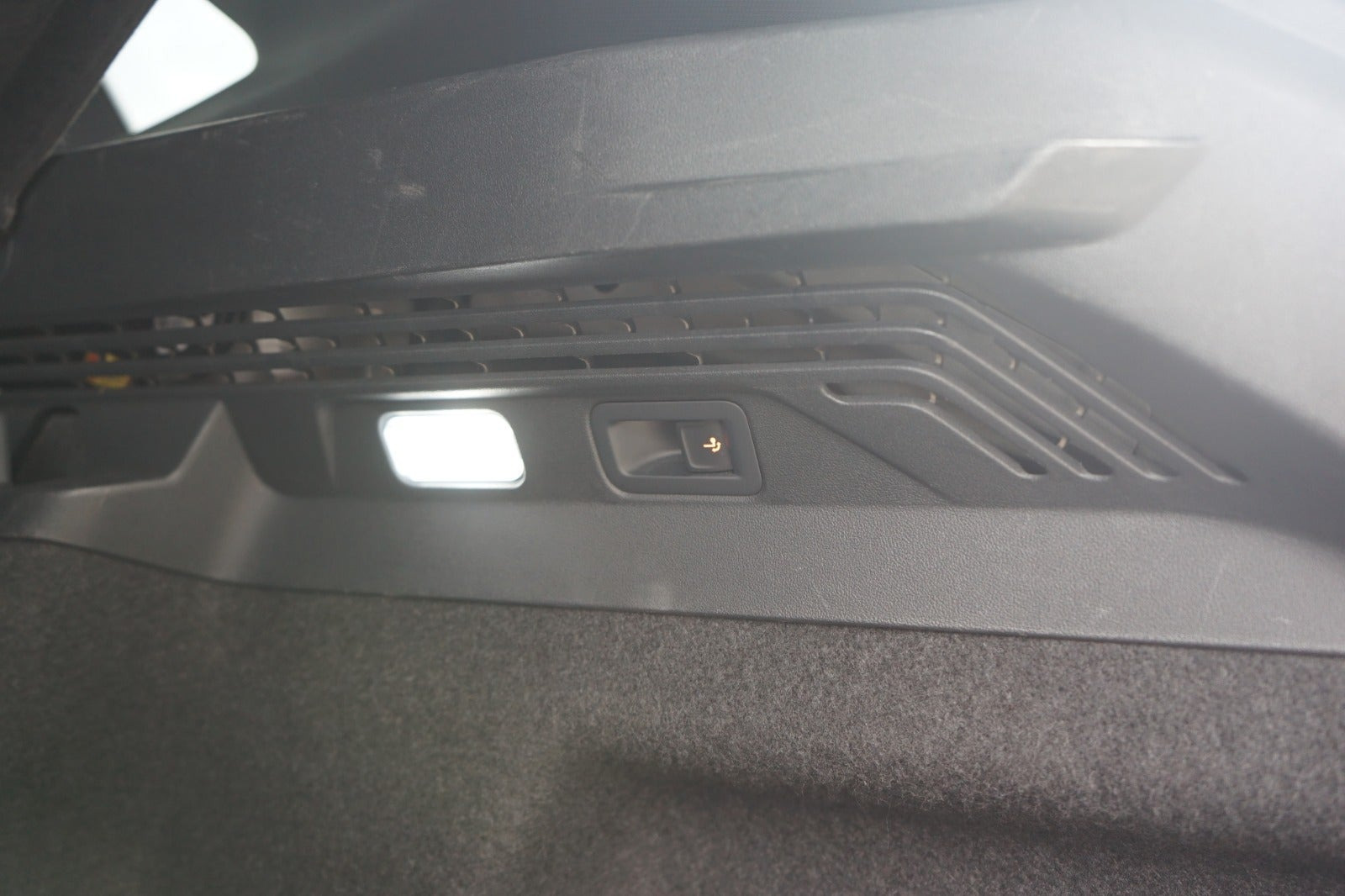 Hvid VW ID.4 fra 2023
