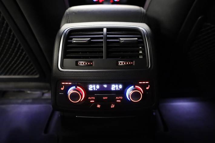 Sort Audi A6 Allroad fra 2015