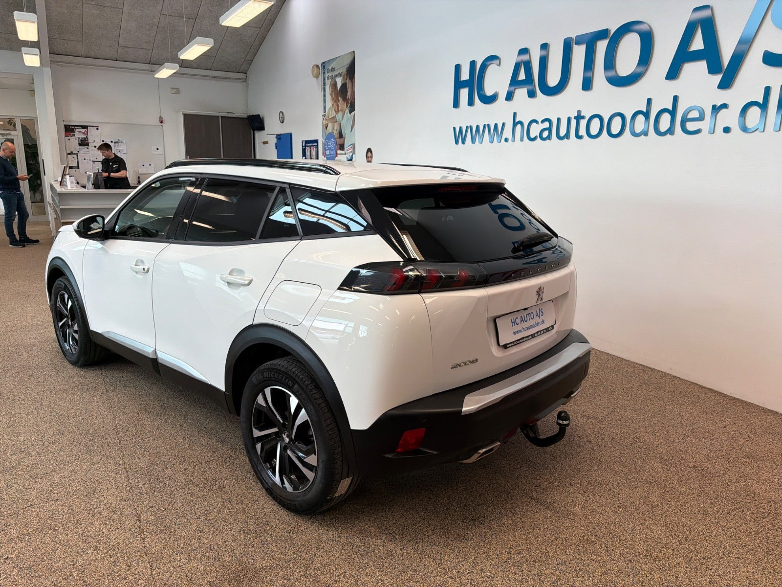 Hvid Peugeot 2008 fra 2020