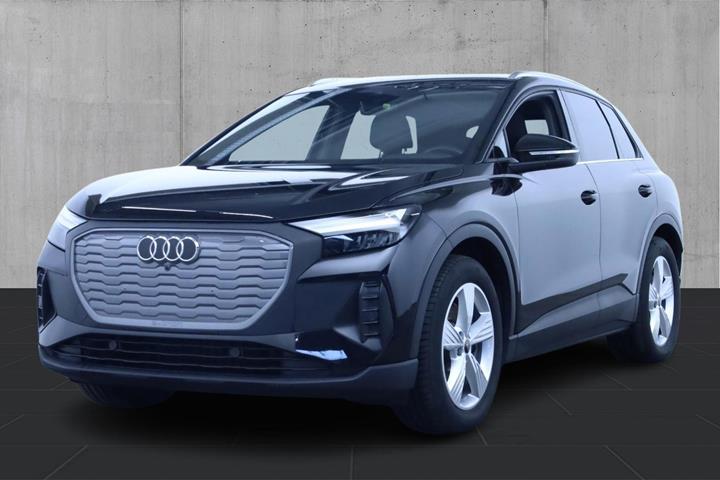 Sort Audi Q4 e-tron fra 2024 set udefra