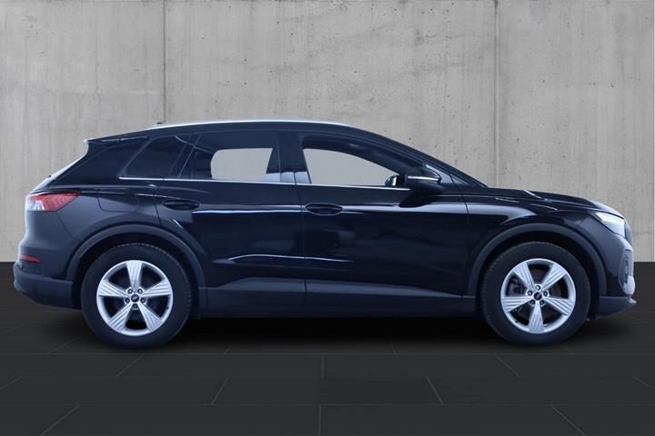 Sort Audi Q4 e-tron fra 2024