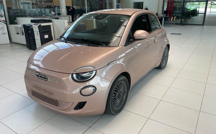 Fiat 500e 42 Icon