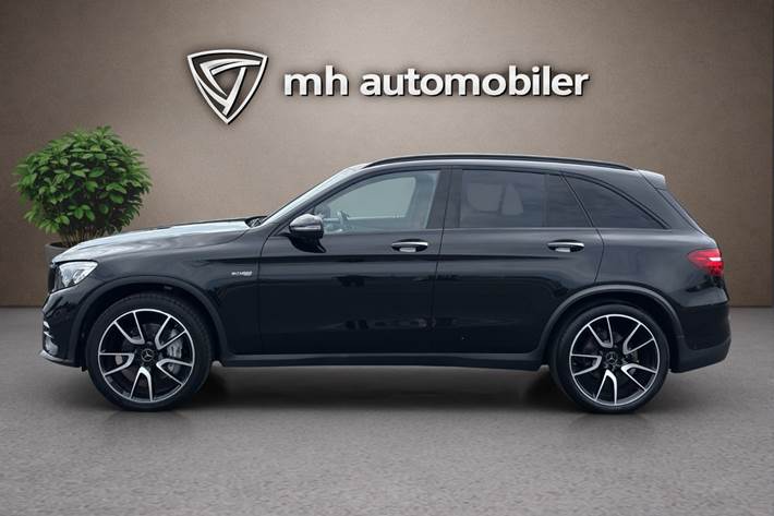 Sort Mercedes GLC43 fra 2017
